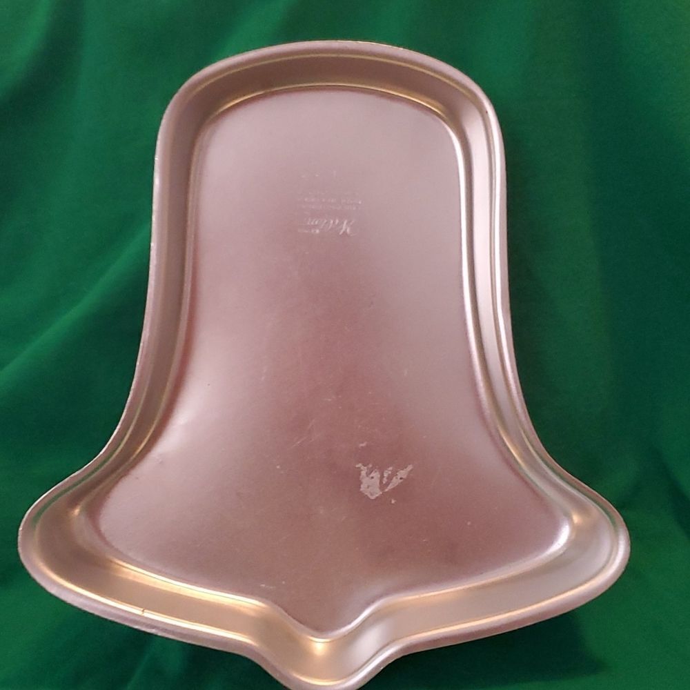 Vintage 1971 Wilton Christmas Bell Cake Pan